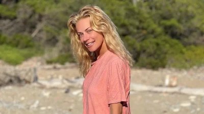 "Να φύγεις και εσύ..." - Η όλο νόημα ανάρτηση της Ζέτας Μακρυπούλια! Δεκάδες σχόλια από κάτω