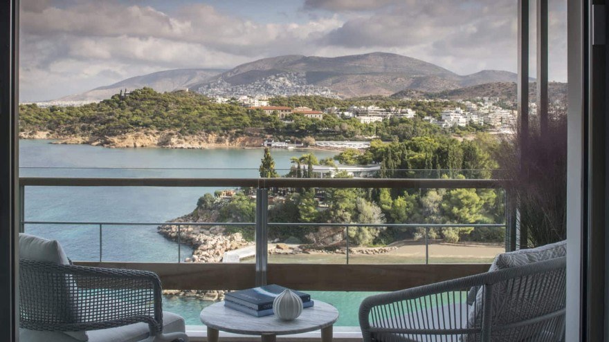 Four Seasons της Βουλιαγμένης