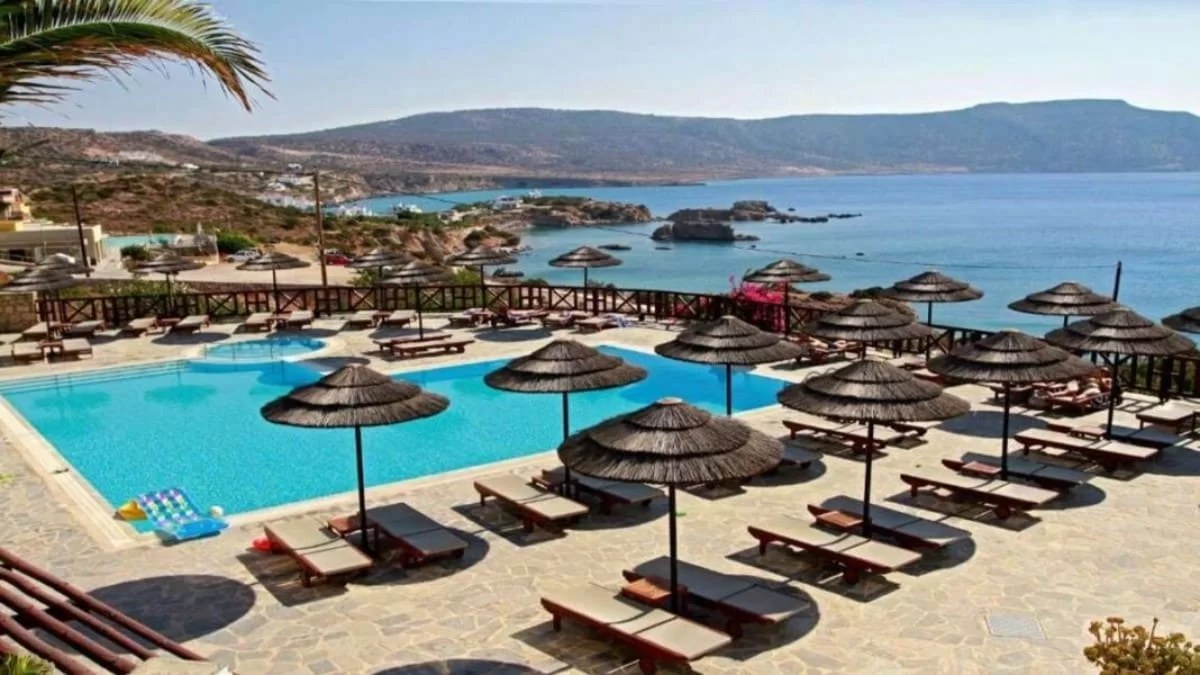 Κάρπαθος: Το πολυτελές resort μπροστά στην παραλία για ονειρεμένες διακοπές