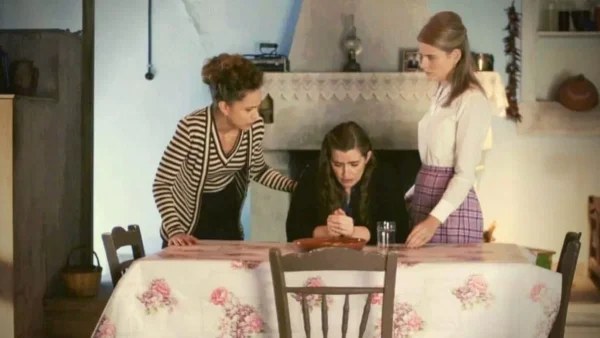 Επανασύνδεση για τις «Άγριες Μέλισσες» - Σε κοινή καλοκαιρινή έξοδο «Θεοδοσία», «Ασημίνα» και Δρόσω