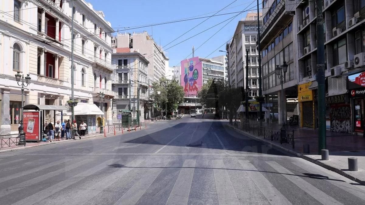 Δεκαπεντάυγουστος: Σε πόλη "φάντασμα' μετατράπηκε η Αθήνα