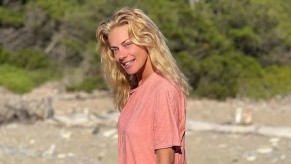 «Μόνο έγκυος δεν...» - Το αναπάντεχο σχόλιο που δέχτηκε η Ζέτα Μακρυπούλια κάτω από την ανάρτησή της
