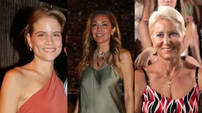 Καλοντυμένες και κακοντυμένες στην Επίδαυρο, στην παράσταση "Αντιγόνη"