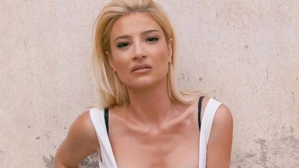 Κάτι την έχει πληγώσει και το λέει με μισόλογα - Η αινιγματική ανάρτηση της Φαίης Σκορδά στο instagram