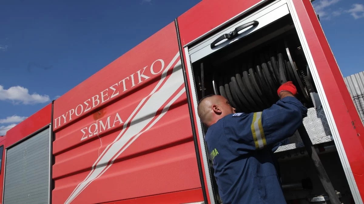 Φωτιά στην Εθνική Οδό Πύργου - Κυπαρισσίας