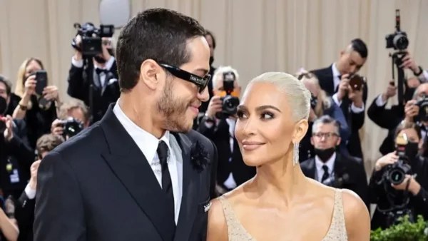Kim Kardashian: Μοιράστηκε ''καυτά'' στιγμιότυπα από την καθημερινότητά της με τον Pete Davidson