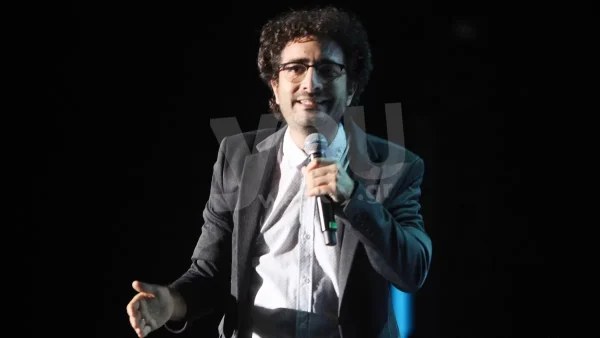 «Λέω στο κοινό ότι έχω δύο κόρες, αλλά...» - Ο Λάμπρος Φισφής εξομολογείται για την οικογένειά του