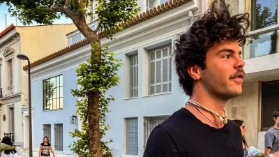 Το επιλέγει κάθε χρόνο για τις διακοπές του - Το ξεχωριστό δωμάτιο του Άγγελου Λάτσιου στο Όναρ με την ιδιωτική πισίνα
