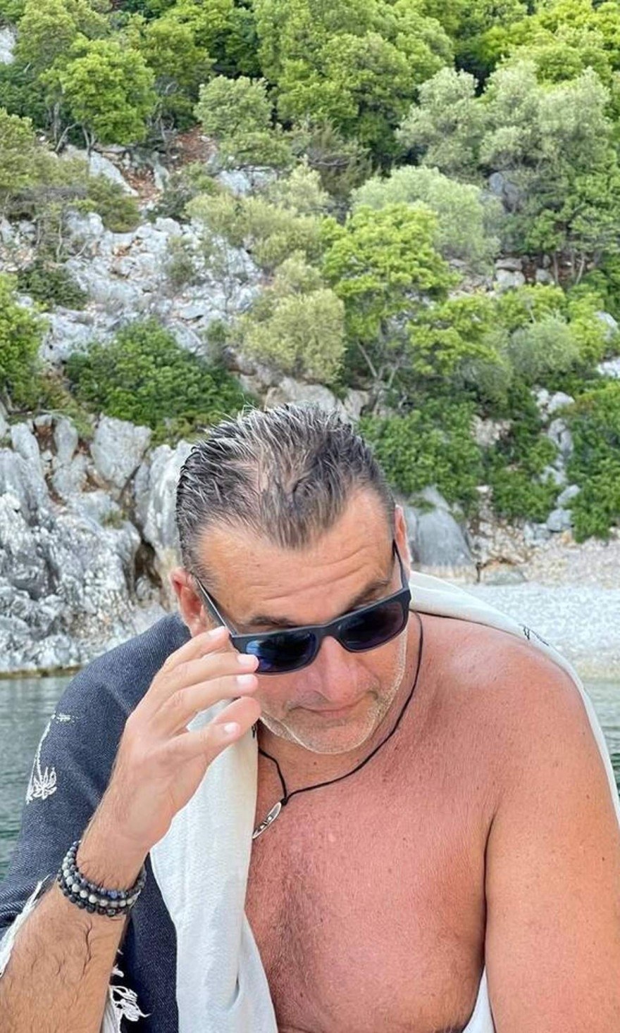 Έχει πάρει