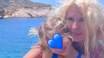 Γίνεται σπάνια αλλά η Ελένη Μενεγάκη το έκανε - Η αποκάλυψη για τους νονούς της μικρής Μαρίνας Παντζοπούλου