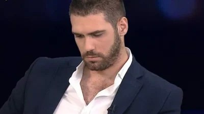 «Άγγελέ μου, δεν έφυγες...» - Ασύλληπτη θλίψη για τον Σπύρο Νικολαϊδή λίγο καιρό μετά τον θάνατο της μητέρας του