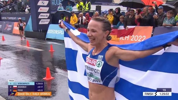 "Χρυσή" η Αντιγόνη Ντρισμπιώτη στο ευρωπαϊκό πρωτάθλημα - Οι "έξαλλοι" εορτασμοί πίνοντας μπύρα