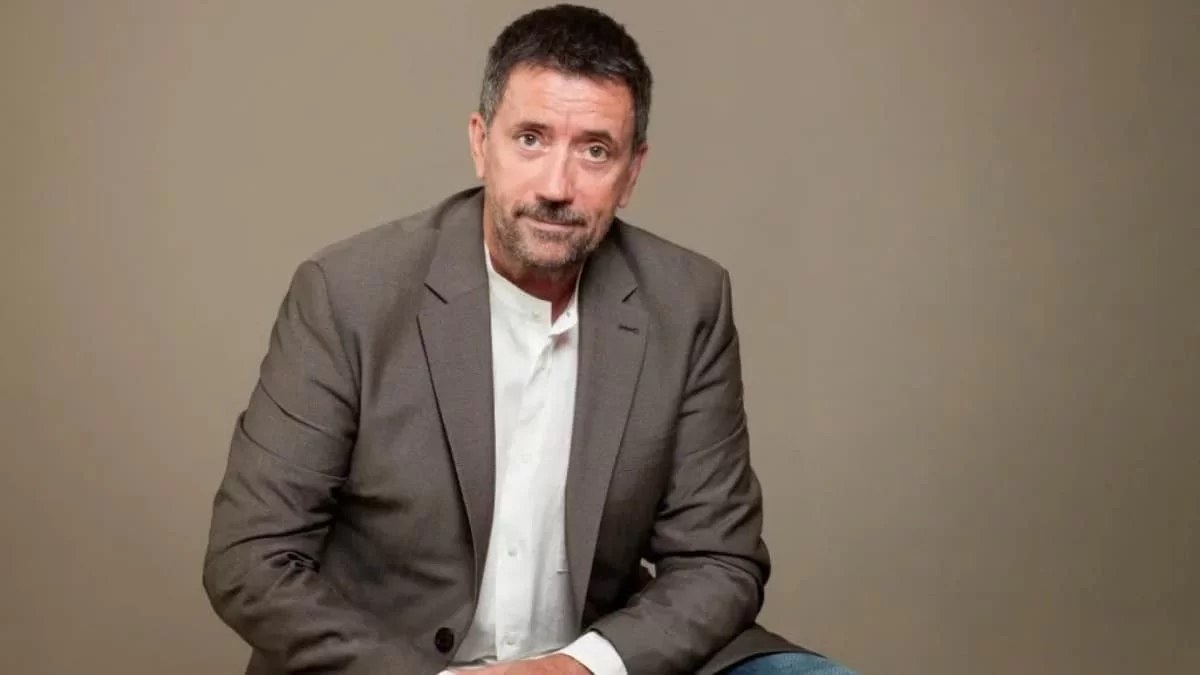 Πασίγνωστος Έλληνας ηθοποιός - Αυτός παίρνει τη θέση του Παπαδόπουλου και της εκπομπής "Στην υγειά μας"
