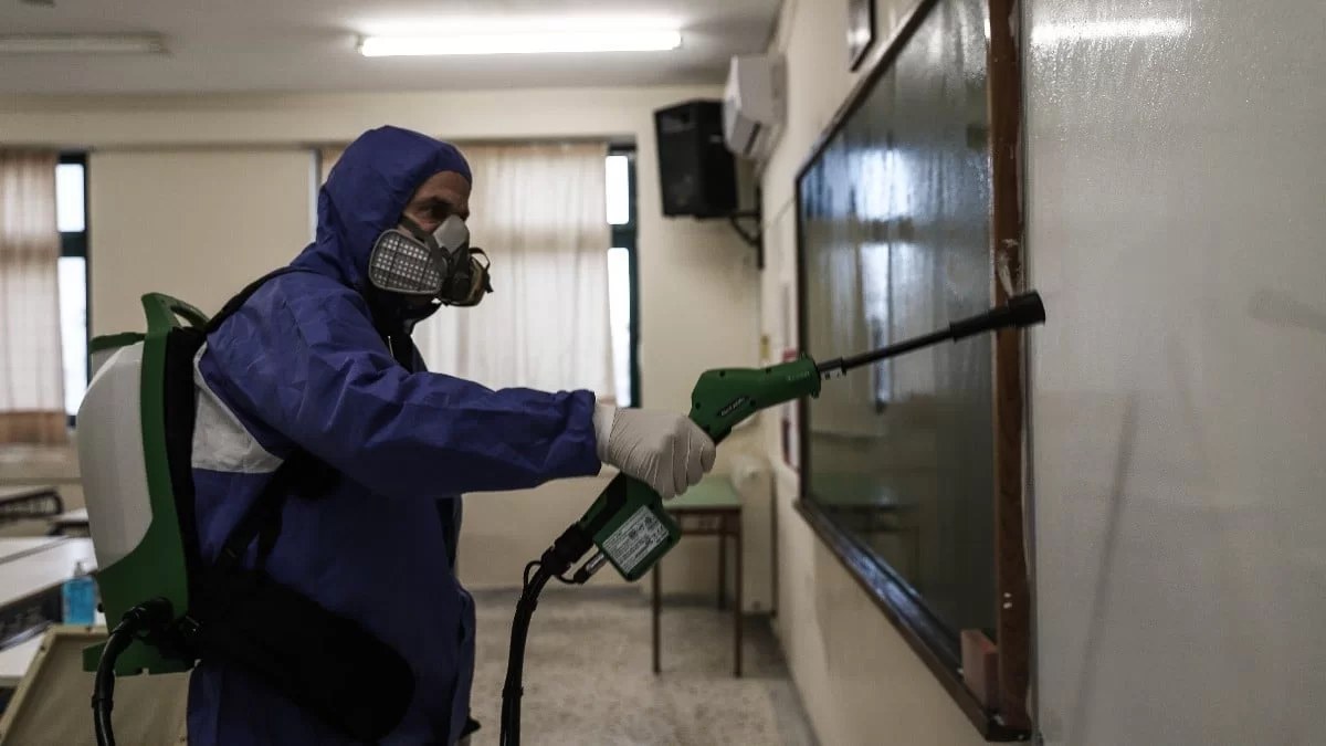 Σχολεία: Πώς θα ανοίξουν στις 12 Σεπτεμβρίου - Τι θα ισχύει για μάσκες και self test