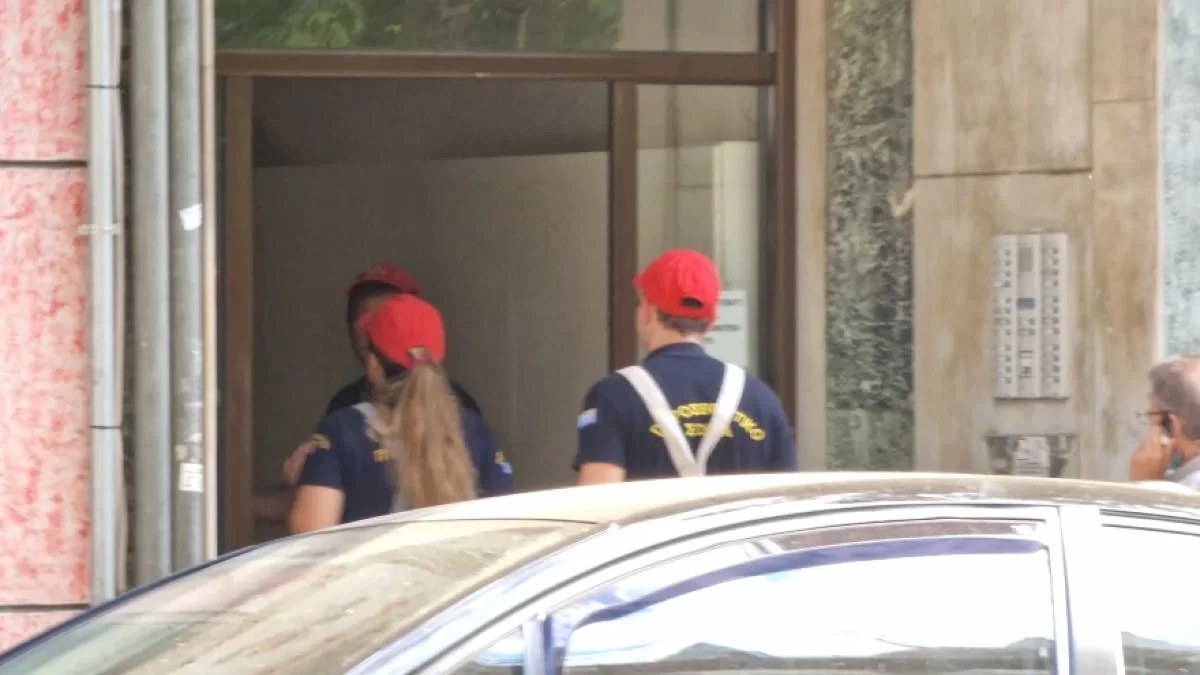 Τραγωδία Θεσσαλονίκη: Νεκρός άνδρας εντοπίστηκε γυμνός στο διαμέρισμά του μετά από φωτιά