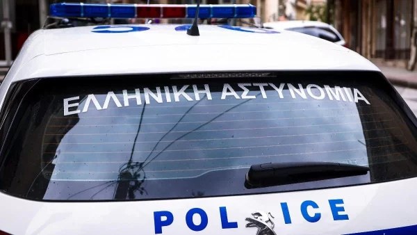 Αιματηρό περιστατικό στα Χανιά: Μαχαίρωσαν 37χρονο έξω από μπαρ