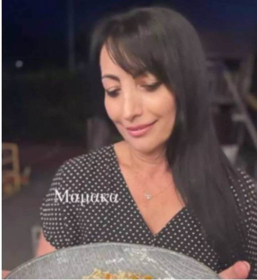 Η κούκλα μητέρα της Ολυμπίας Χοψονίδου