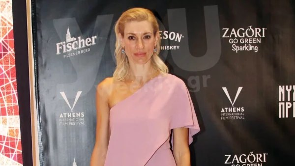 Η Ζέτα Δούκα είπε "αντίο" στο ξανθό - Τόλμησε και έκανε την μεγάλη αλλαγή στα μαλλιά της
