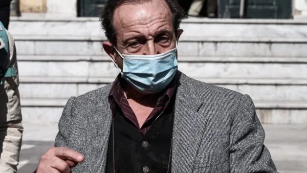 "Μου είπε να πάρω μια κοπέλα και να..." - Τα έβγαλε όλα στην φόρα ο Μπιμπίλας για τον Φιλιππίδη στην κατάθεσή του