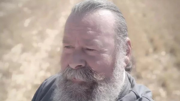 Αγνώριστος ο Κωστής Σαββιδάκης - Ο παπά Γρηγόρης των Άγριων Μελισσών έκανε διατροφή και αδυνάτισε