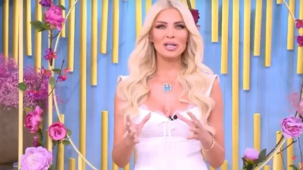 Super Κατερίνα: Εντυπωσιακή έναρξη για την Καινούργιου στην πρεμιέρα - Δεν "έσβησε" λεπτό το χαμόγελό της