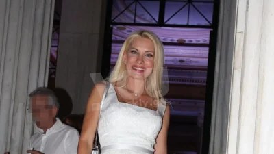 Με αυτόν τον άντρα ετοίμαζε σπίτι στη Βάρκιζα η Ελένη Μενεγάκη - Είχαν φτάσει ένα βήμα πριν την εκκλησία