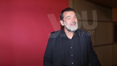 Η πρώτη δημόσια εμφάνιση του Κωνσταντίνου Καζάκου μετά τον θάνατο του πατέρα του, Κώστα