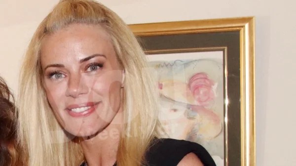 Χαρές για την Ζέτα Μακρυπούλια - Το ανακοίνωσε με φωτογραφίες από τις διακοπές της στην Γαύδο