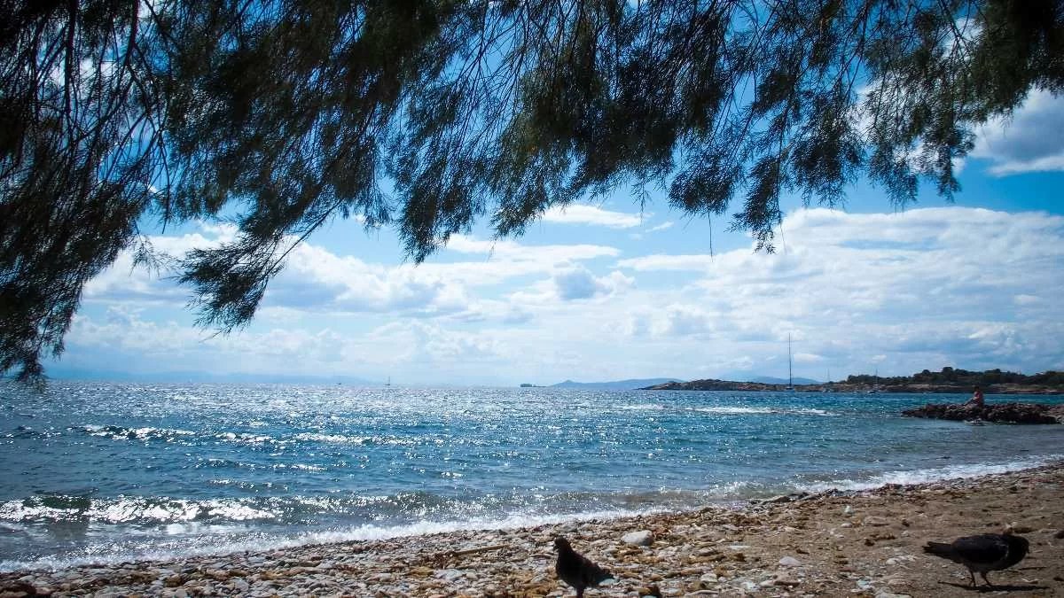 Πολύ ζεστός ο καιρός και σήμερα 15/9 - Μέχρι 36 βαθμούς θα φτάσει σήμερα ο υδράργυρος