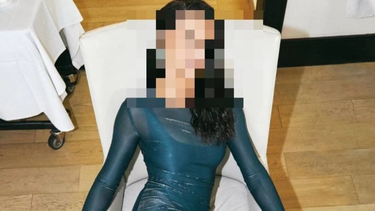 Γέννησε και το αποκάλυψε με μια φωτογραφία του νεογέννητου γιου της - Χαρές για πασίγνωστο μοντέλο
