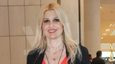 Ερωτευμένη ξανά η Έλενα Ράπτη μετά το διαζύγιο από τον Κίμωνα Μπάλλα - Αυτός είναι ο πολιτικός σύντροφός της
