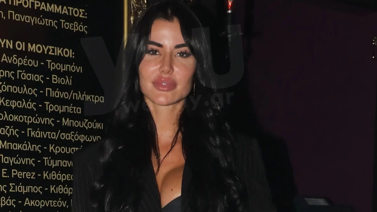Πριν 4 χρόνια την έκραξαν στο GNTM για τις πλαστικές όμως σήμερα τους βάζει τα γυαλιά - Η ζωή της Ιωάννας Μπέλλα στο εξωτερικό