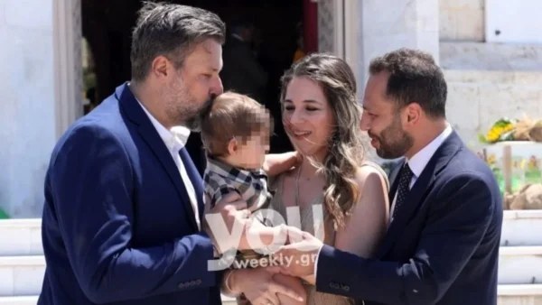 Όσο μεγαλώνει του μοιάζει - Η σπάνια φωτογραφία του Γιάννη Καλλιάνου με τον γιό του Γιώργο