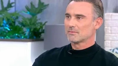 «Είναι ακόμα παρών για όλους μας» - Συγκινεί ο Γιώργος Καπουτζίδης για τον Πάνο Νάτση