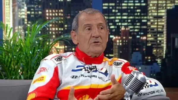 «Είχα στεναχωρήσει κάποτε τα παιδιά μου με μια...» - Η σπάνια εξομολόγηση του Κώστα Στεφανή