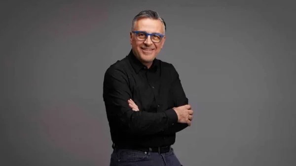 Χωρίς τον Κουβαρά η ΕΡΤ μια μέρα μετά την πρεμιέρα - Εξελίξεις με την υγεία του δημοσιογράφου