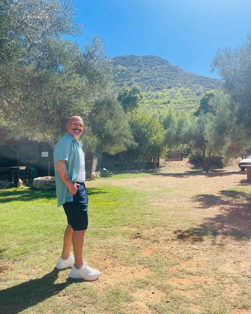 Μουτσινάς γενέθλια