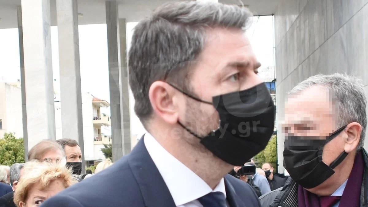 O Νίκος Ανδρουλάκης οδεύει προς το χειρουργείο - Υπέστη ρήξη χιαστού