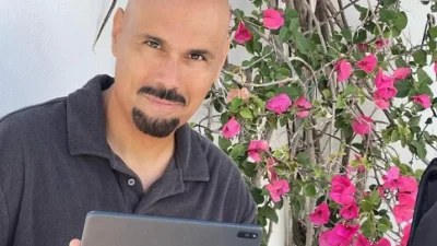 «Την κόρη μου θα την πούμε...» - "Έλαμπε" από ευτυχία ο Δημήτρης Σκουλός λίγο πριν την βάφτιση του παιδιού του