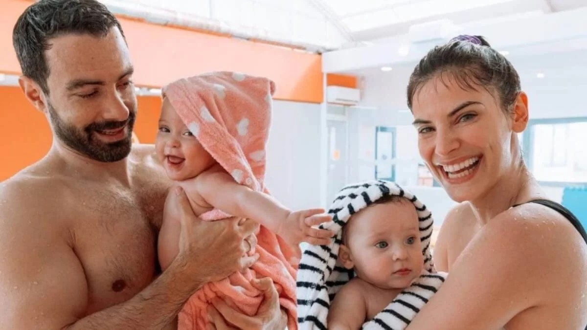 Αντίστροφη μέτρηση για τη βάπτιση στη Μύκονο - Άρχισαν τα πείσματα για τις δίδυμες της Χριστίνας Μπόμπα και του Τανιμανίδη