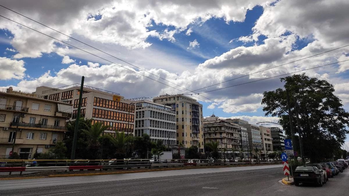 Καιρός 7/10: Αρκετές νεφώσεις και βροχές σε συγκεκριμένες περιοχές - Πού θα σημειωθεί μικρή άνοδος της θερμοκρασίας