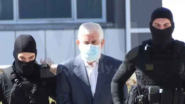 Πέτρος Φιλιππίδης: Στενή συνεργάτιδά του έχει στοιχεία  που επιβεβαιώνουν την απόλυσή της από εκπομπή της Κρατικής Τηλεόρασης
