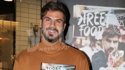 Επικό το σχόλιο του Άκη Πετρετζίκη - Βρήκε ευκαιρία να προμοτάρει τη δουλειά του μέσα από την κηδεία του Άγγελου στον ''Σασμό''