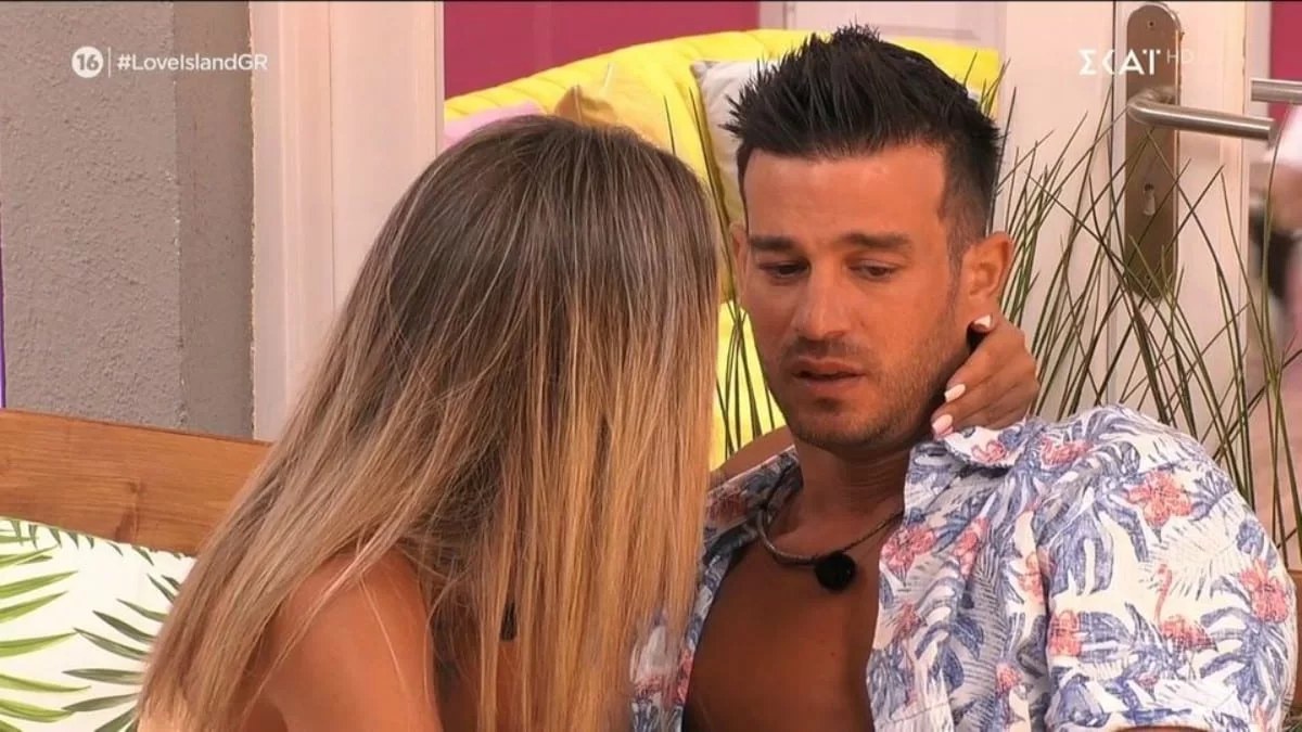 Love Island: Τον έπιασε το παράπονο και "λύγισε" στο πλευρό της Χριστίνας Μητσάκου - Ξέσπασε σε κλάματα ο Αλέξανδρος Κώτσης