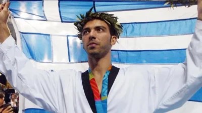 «Έσπασε μαμά, έσπασε» -  Η συγκλονιστική στιγμή που ο Αλέξανδρος Νικολαϊδης σπάει το πόδι του στο Σίδνεϊ το 2000