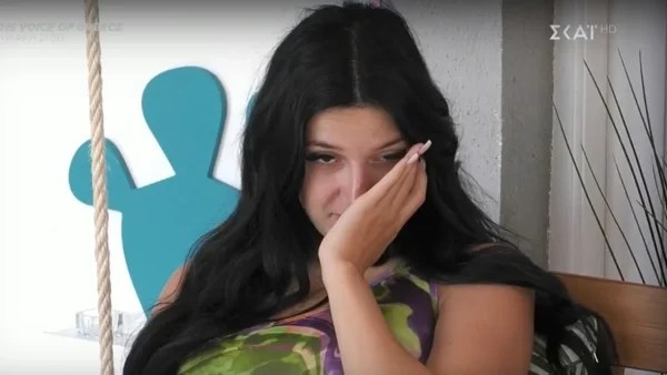 Love Island: «Νιώθω ότι μιλάω σε τοίχο» - Έβαλε τα κλάματα η Κλαούντια εξαιτίας του Αλέξανδρου
