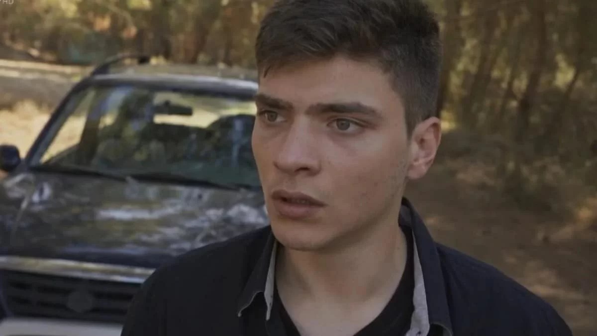 Γη της Ελιάς (18/10): Τρόμος για τον Φίλιππο - Γυρνάει σπίτι του και βλέπει το μωρό να...