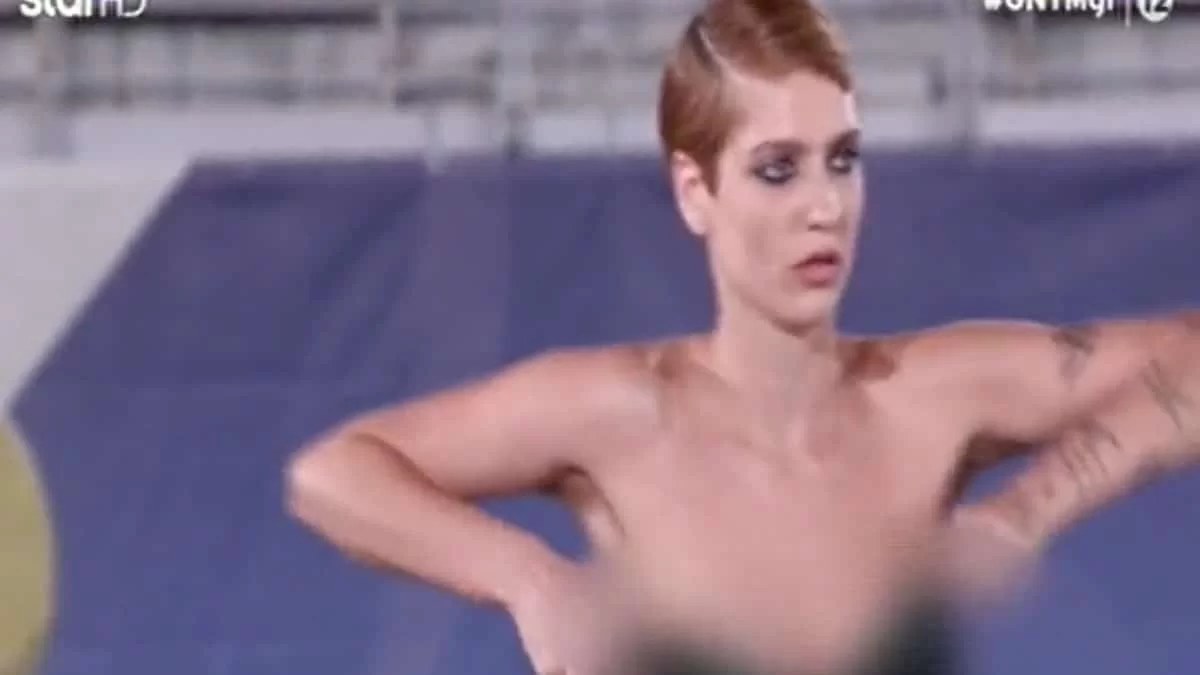 GNTM 5: Φάνηκαν... όλα - Το αποκαλυπτικό ατύχημα της Coty στην φωτογράφιση