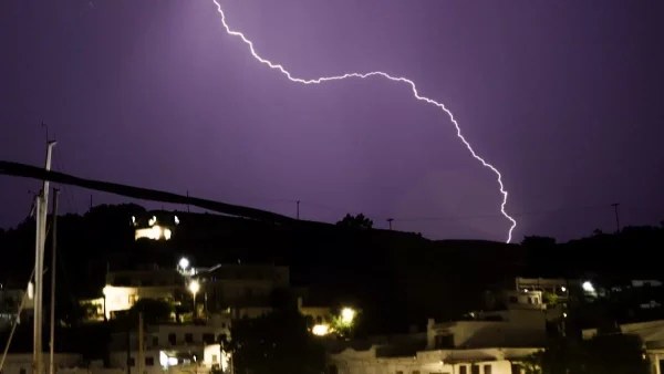 Καιρός: Ραγδαία πρώση της θερμοκρασίας από αύριο (14/10) - Έρχονται επικίνδυνα και έντονα φαινόμενα