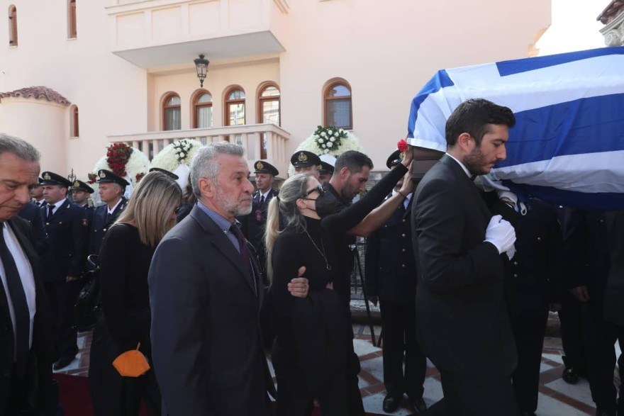 Κηδεία Αλέξανδρου Νικολαϊδη φέρετρο